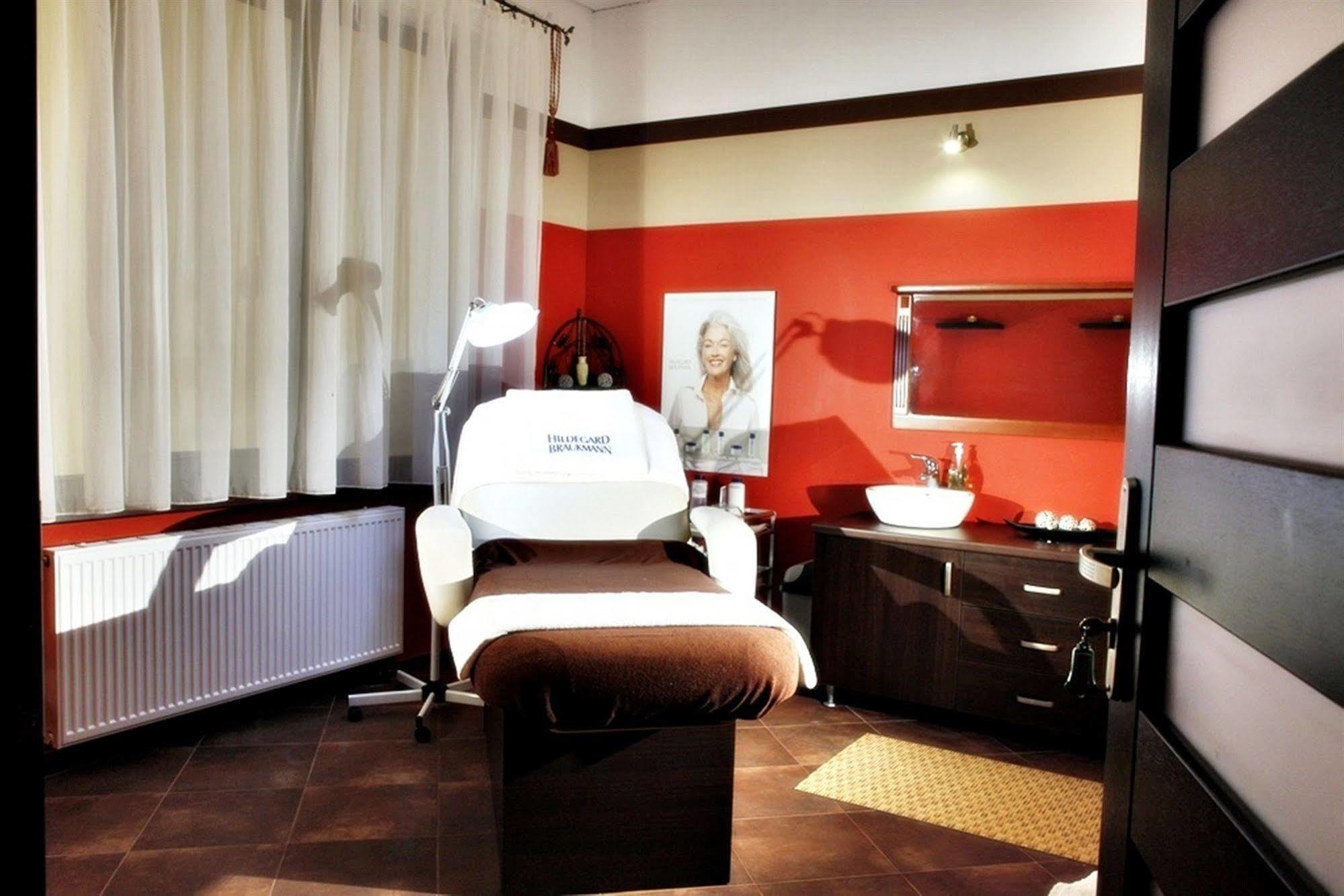 Doris Spa & Wellness Kolobrzeg Ngoại thất bức ảnh